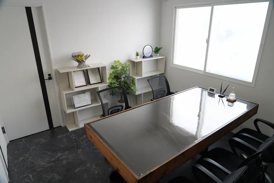 札幌市中央区のアイリス法務事務所の内観